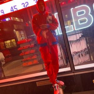 Meet your Posher, Christopher